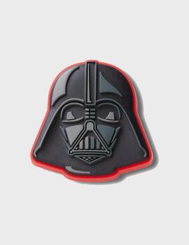 Pin Crocs Jibbitz Vader Head