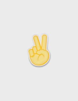 Pin Crocs Jibbitz Peace Hand Sign